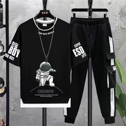 Stylist New Printed  Half Sleeve T-Shirt and Full Pant( Set )For Men1
