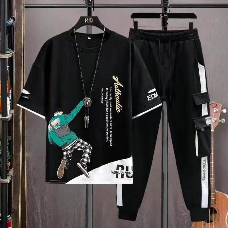 Stylist New Printed  Half Sleeve T-Shirt and Full Pant( Set )For Men1